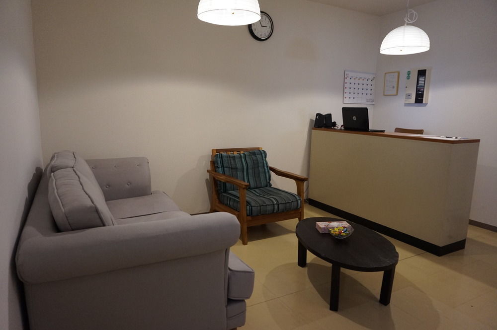 Uni Hostel אוסקה מראה חיצוני תמונה