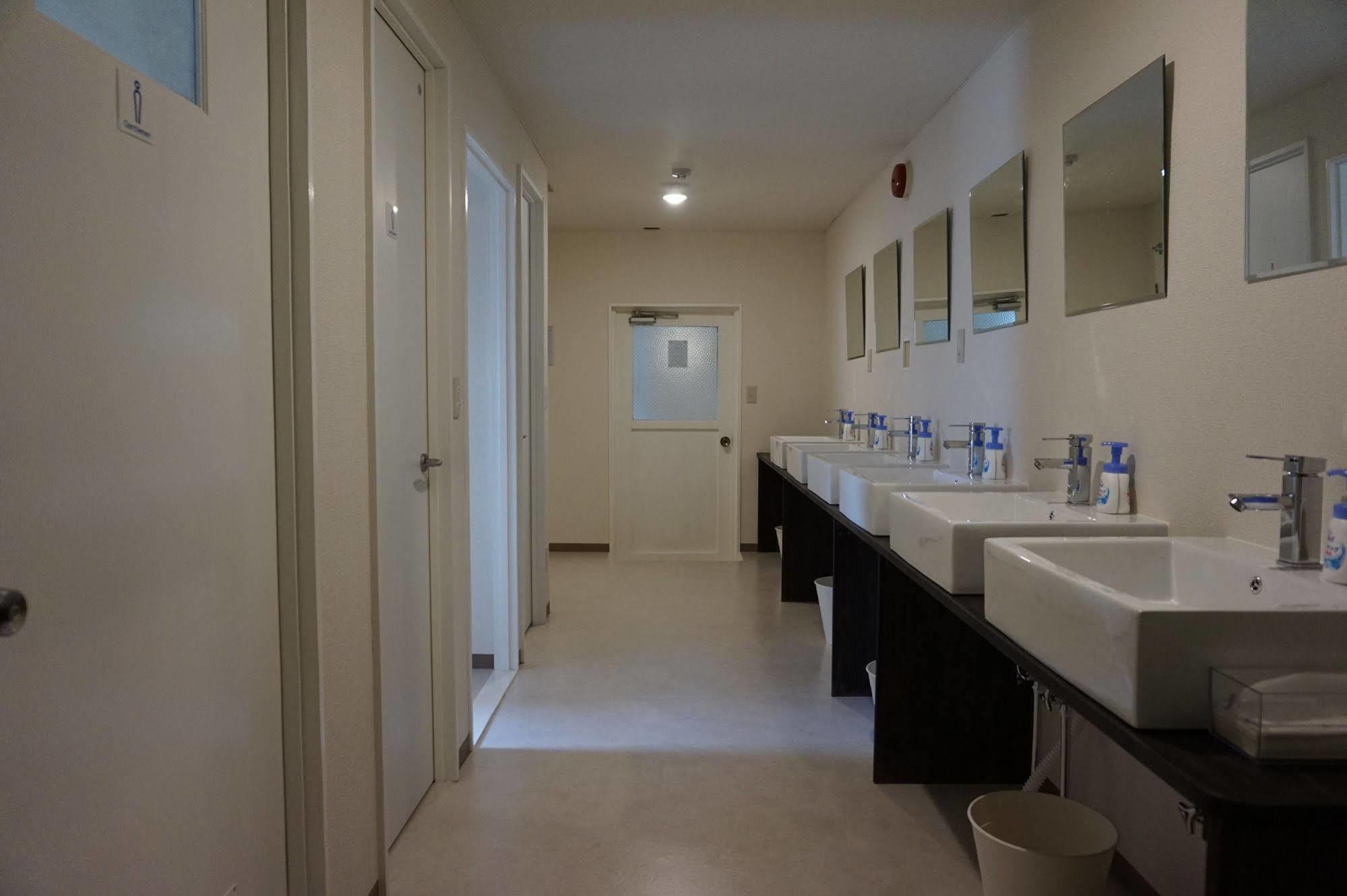 Uni Hostel אוסקה מראה חיצוני תמונה