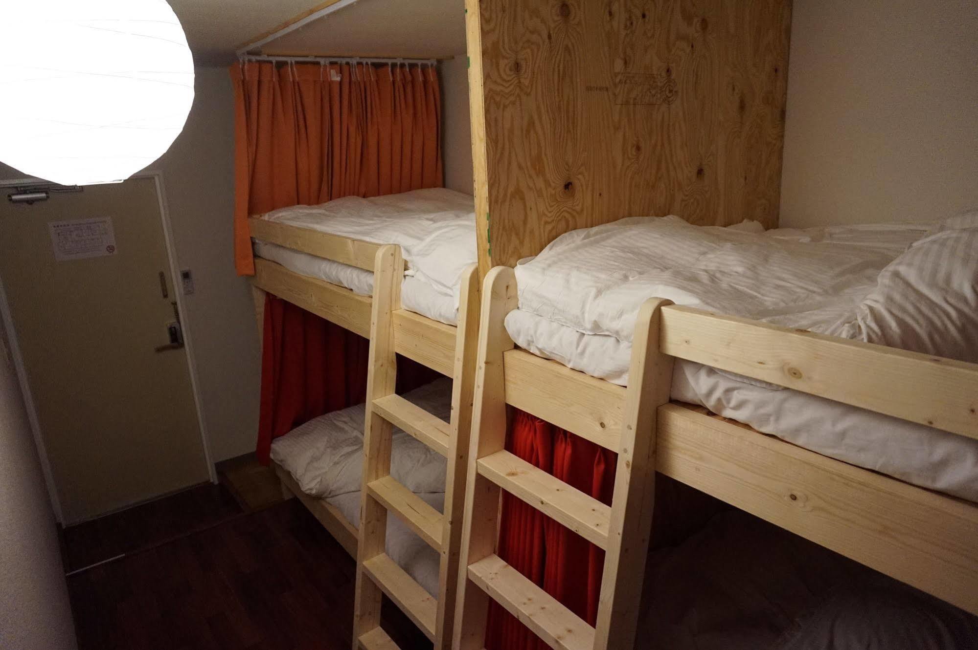 Uni Hostel אוסקה מראה חיצוני תמונה