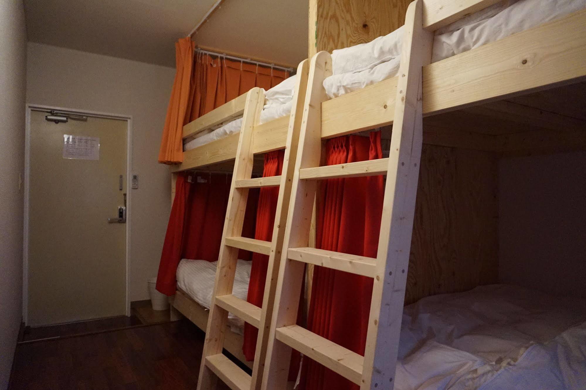 Uni Hostel אוסקה מראה חיצוני תמונה