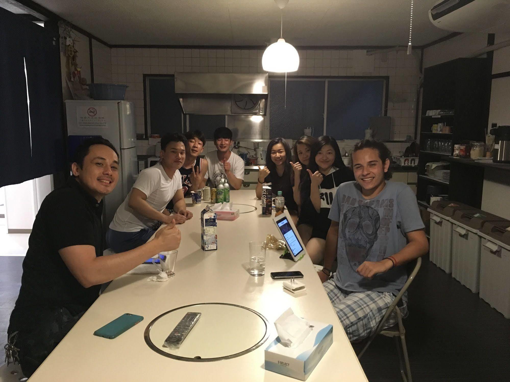 Uni Hostel אוסקה מראה חיצוני תמונה