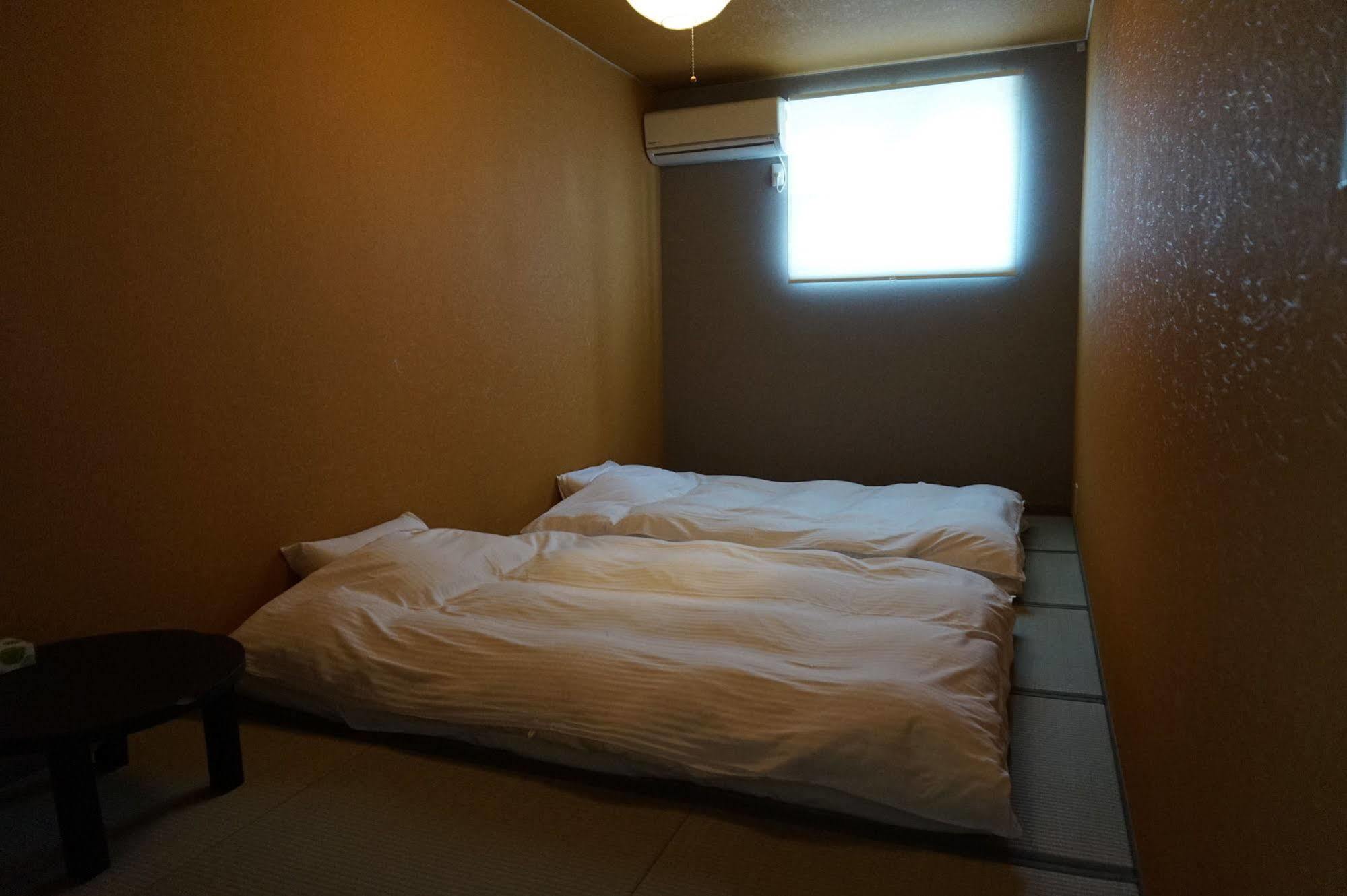 Uni Hostel אוסקה מראה חיצוני תמונה
