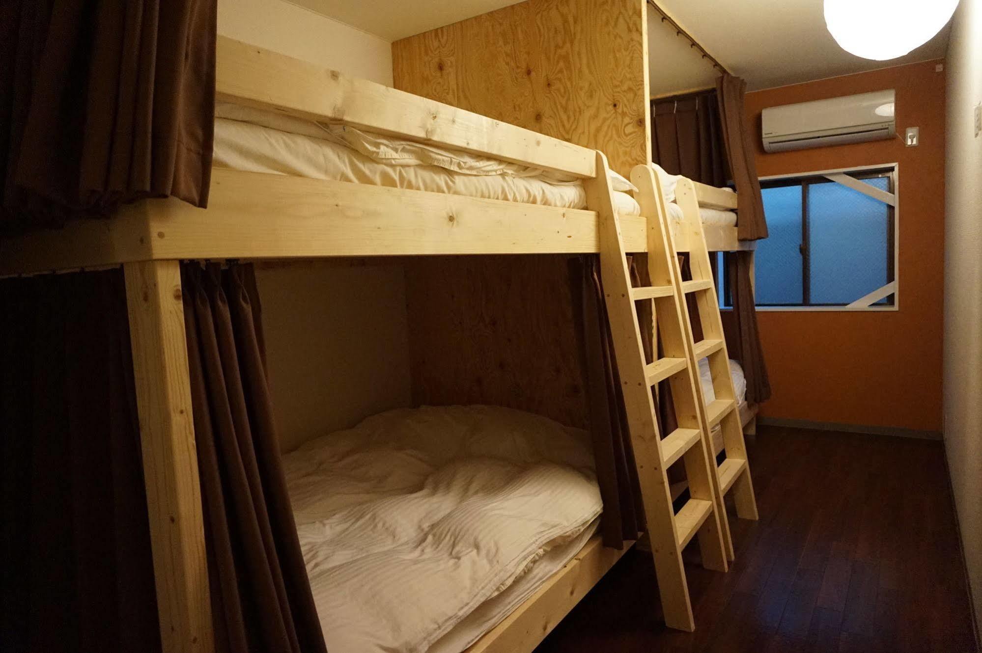 Uni Hostel אוסקה מראה חיצוני תמונה