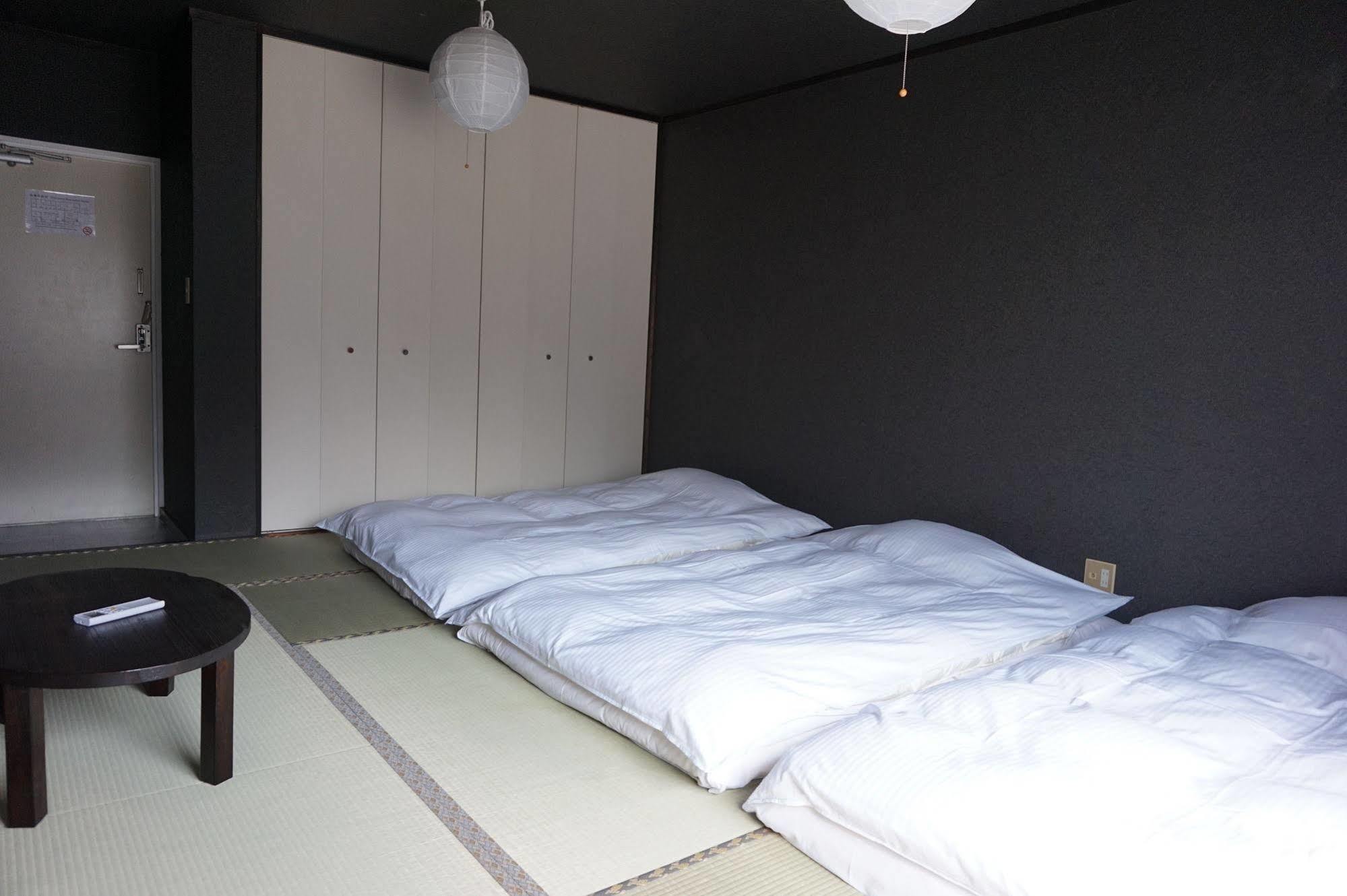 Uni Hostel אוסקה מראה חיצוני תמונה